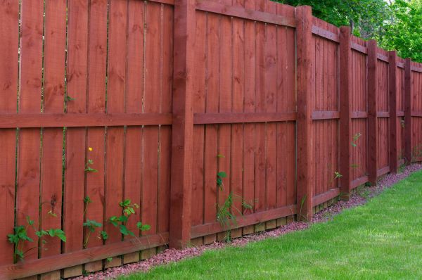 Commercial Fence Painting Service